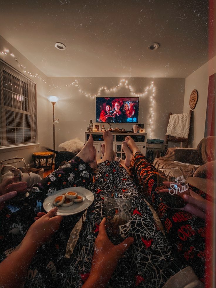 Friendsgiving Cozy Movie Night