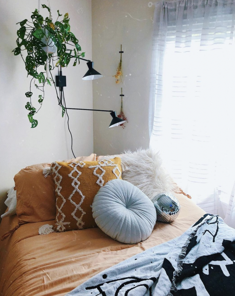 Single Dorm Angle Bed