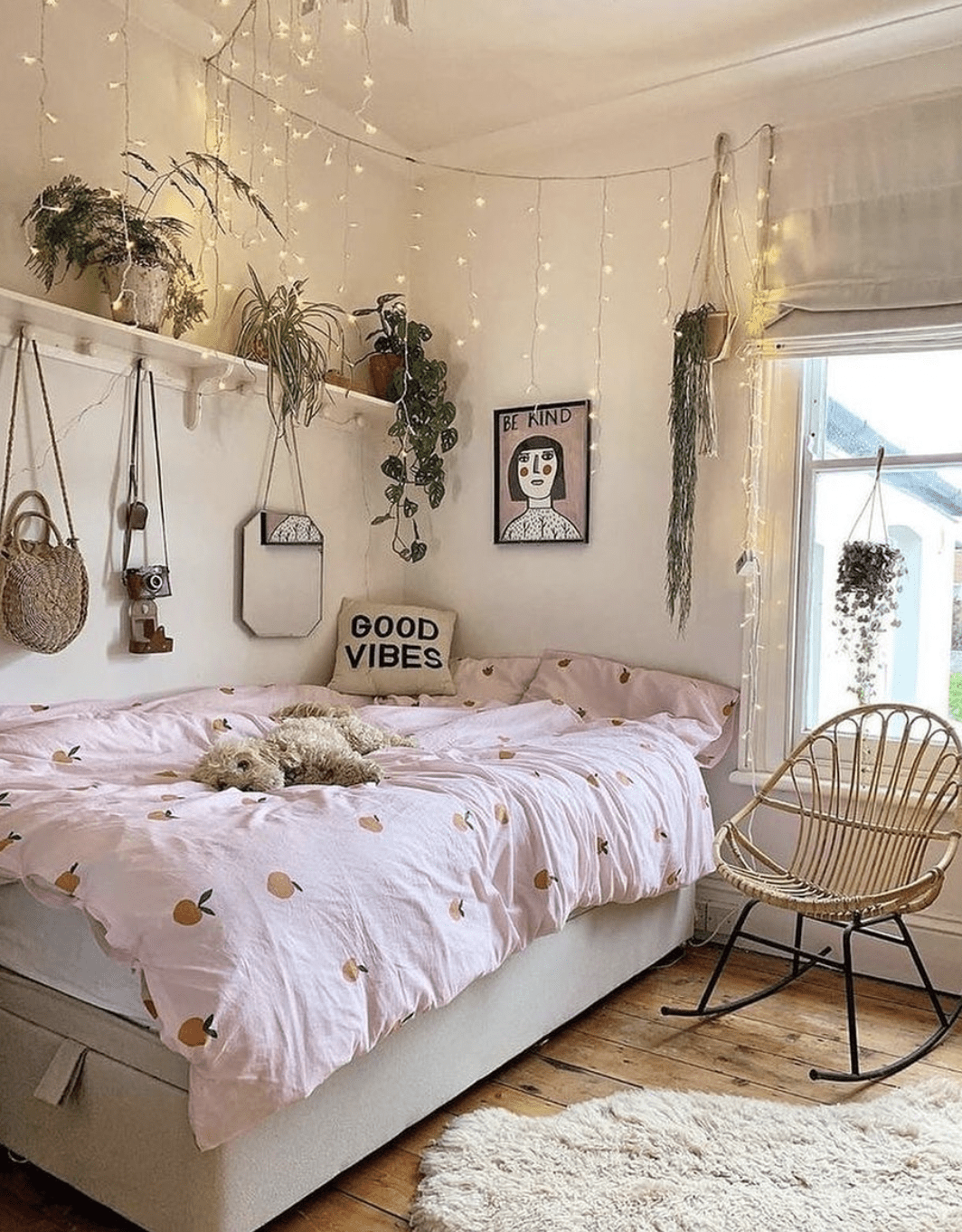 20 Adorable Single Dorm Room Ideas To Maximize Your Space - Cassidy Lucille