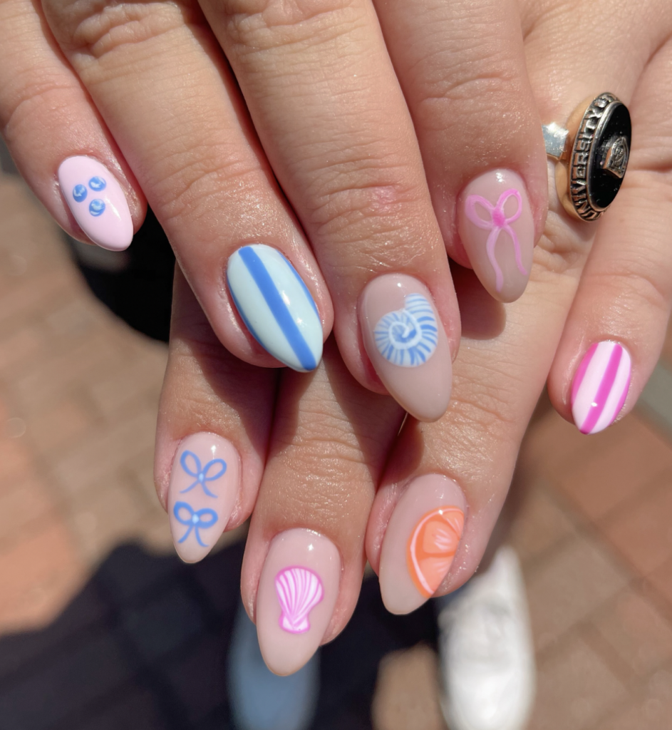 Stripes Bows Beach Nails