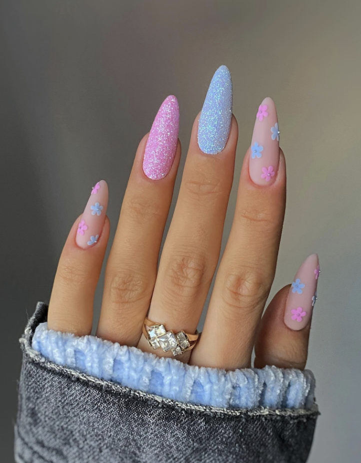 Pastel Nails With Flowers