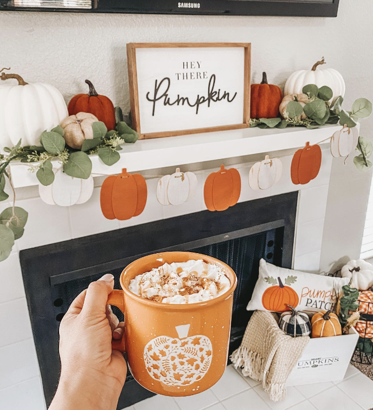 Pumpkin Themed Mantel