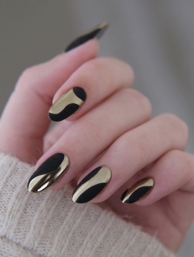 Black And Gold Squiggles