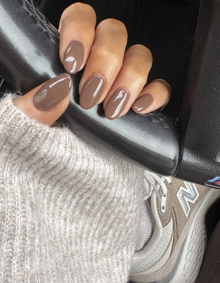 Classic Mocha Nails