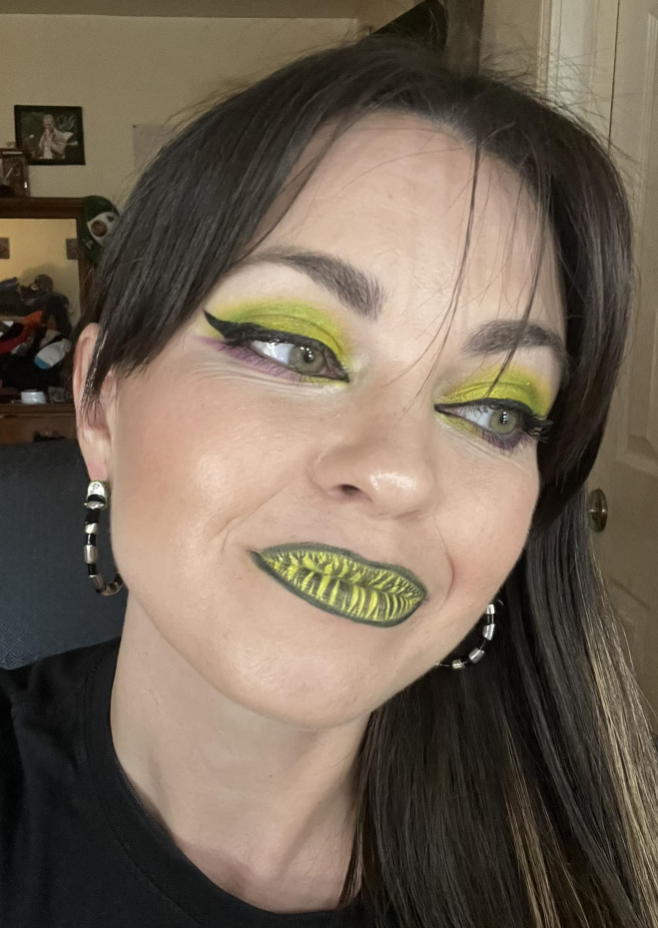 Beetlejuice Lips