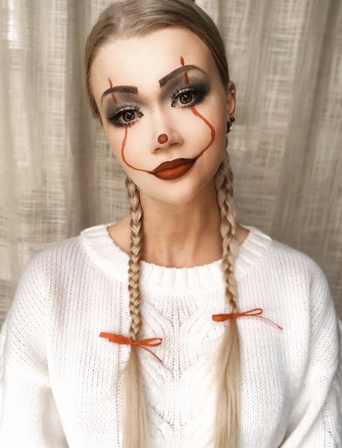 Glam Pennywise Makeup